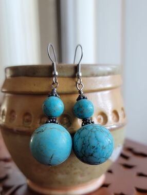 Turquoise Bead Drop Earrings - Blue